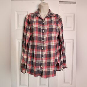 Old Navy flannel size small.